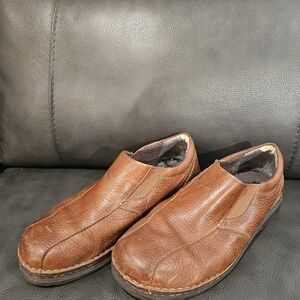 Brown Leather Slip-On Loafers with Plush Lining